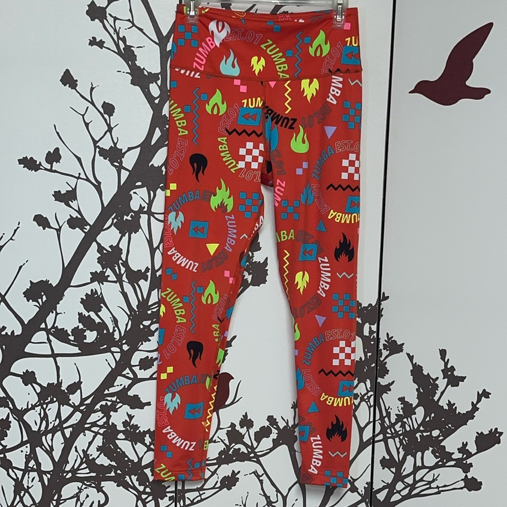 ZUMBA Fitness ZUMBAWEAR Red Printed Leggings Size Medium Multicolor NWOT $65